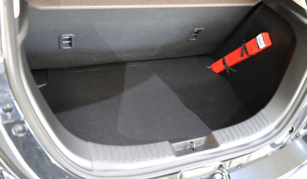 MAZDA 2 SKYACTIV-G 75 Prime-Line