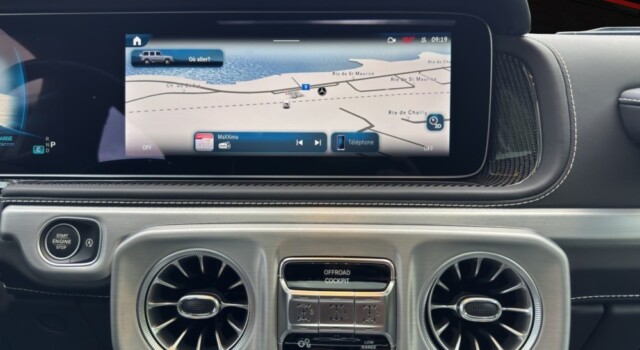 MERCEDES-BENZ G 63 AMG 9G-Tronic