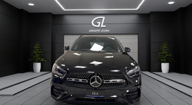 MERCEDES-BENZ GLA 220 4Matic 8G-DCT