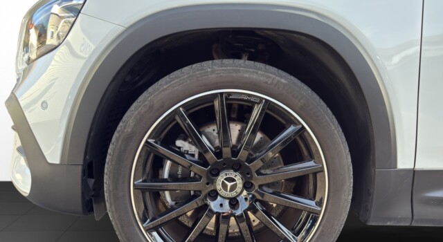 MERCEDES-BENZ GLB 250 AMG Line 4 MATIC
