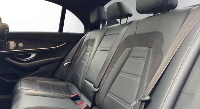 MERCEDES-BENZ E 43 AMG 4Matic 9G-Tronic