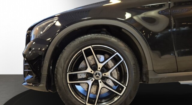 MERCEDES-BENZ GLC 250 AMG Line 4Matic