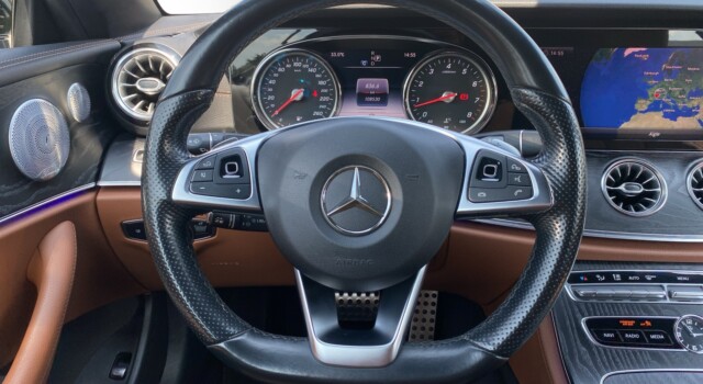 MERCEDES-BENZ E 400 AMG Line 4 Matic