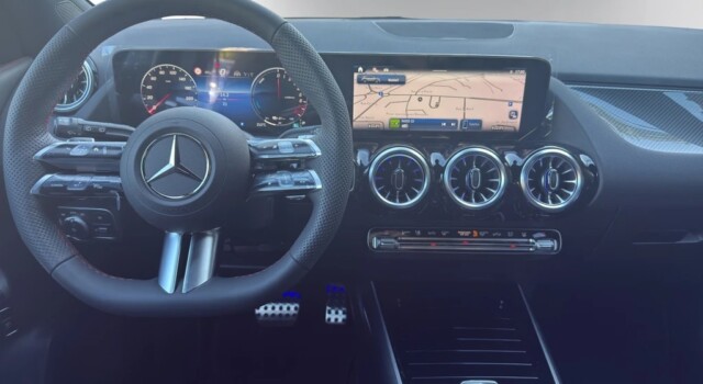 MERCEDES-BENZ GLA 250 e EQ Star 8G-DCT