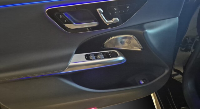 MERCEDES-BENZ E 220 d T 9G-Tronic