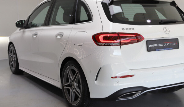MERCEDES-BENZ B 200 4M AMG Line
