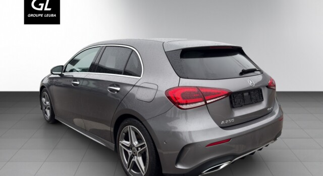 MERCEDES-BENZ A 250 AMG Line 4Matic