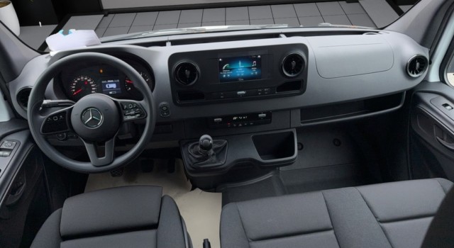 MERCEDES-BENZ Sprinter 517 CDI Lang