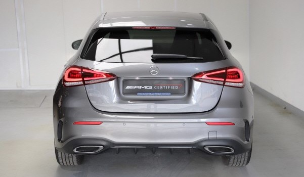 MERCEDES-BENZ A 180 Night Star AMG Line
