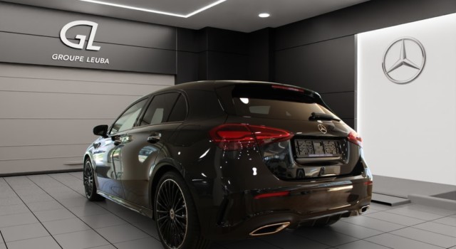 MERCEDES-BENZ A 200 Night Star 7G-DCT