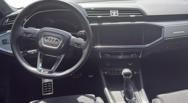 AUDI Q3 SB 40 TDI S line qu