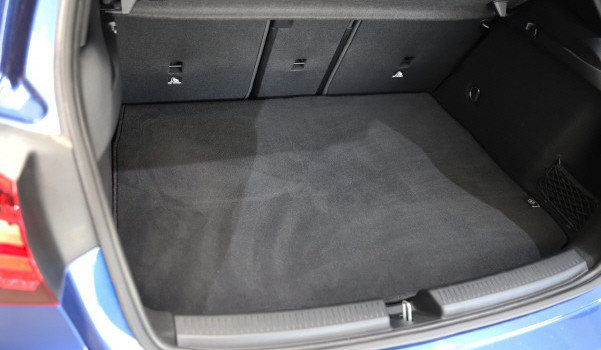 MERCEDES-BENZ A 250 e 8G-DCT