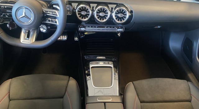 MERCEDES-BENZ A 35 AMG A AMG 35 4Matic+ 8G-DCT
