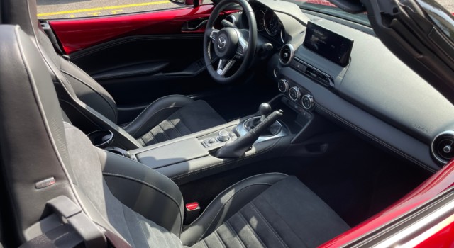 MAZDA MX-5 Skyactiv-G 132 Homura