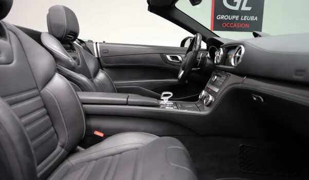 MERCEDES-BENZ SL 63 AMG Speedshift