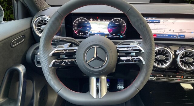 MERCEDES-BENZ A 250 4Matic 8G-DCT