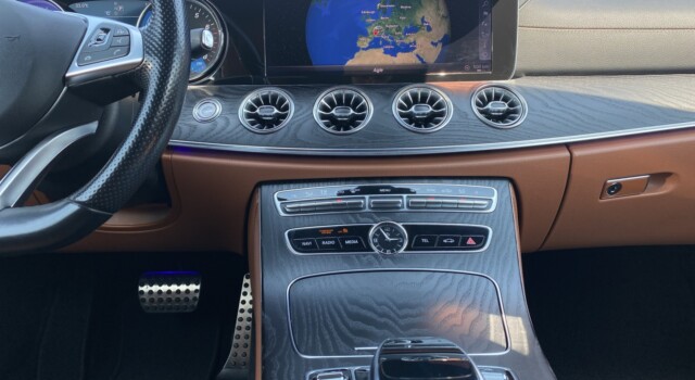 MERCEDES-BENZ E 400 AMG Line 4 Matic