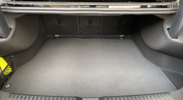 MERCEDES-BENZ CLA 250 + 85 kWh EQ