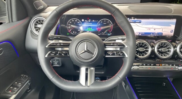 MERCEDES-BENZ GLB 250 4Matic 8G-Tronic