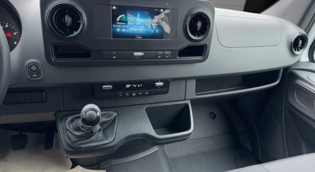 MERCEDES-BENZ Sprinter 517 CDI Lang