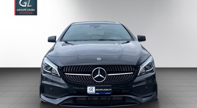 MERCEDES-BENZ CLA 200 AMG Line