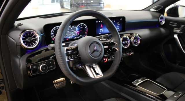 MERCEDES-BENZ A 35 AMG A AMG 35 4Matic 8G-DCT