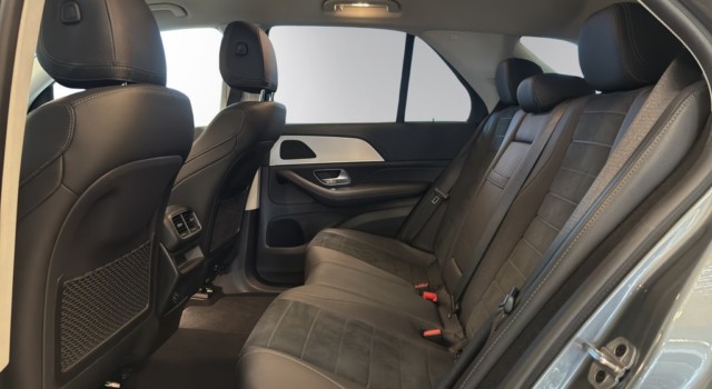 MERCEDES-BENZ GLE 300 d AMG Line 4Matic