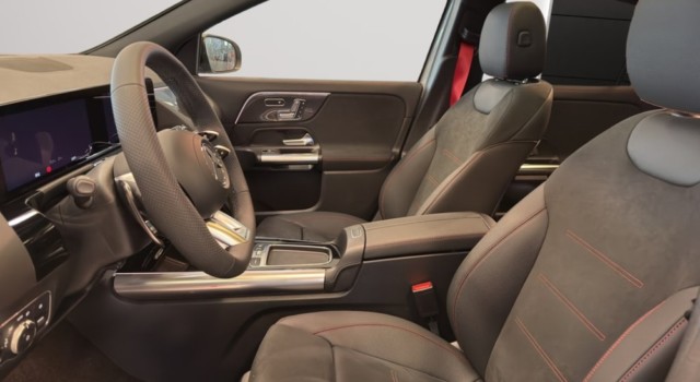 MERCEDES-BENZ GLA 35 AMG GLA AMG 35 4Matic 8G-DCT
