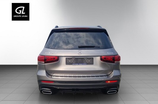 MERCEDES-BENZ GLB 250 AMG Line 4 MATIC