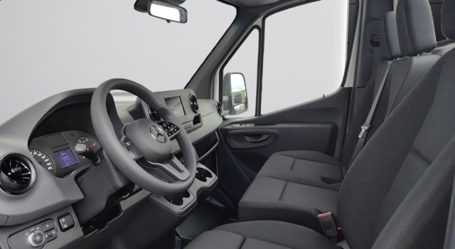 MERCEDES-BENZ Sprinter 317 CDI Standard 9G-TRONIC