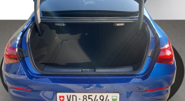 MERCEDES-BENZ CLA 220 4Matic 8G-DCT