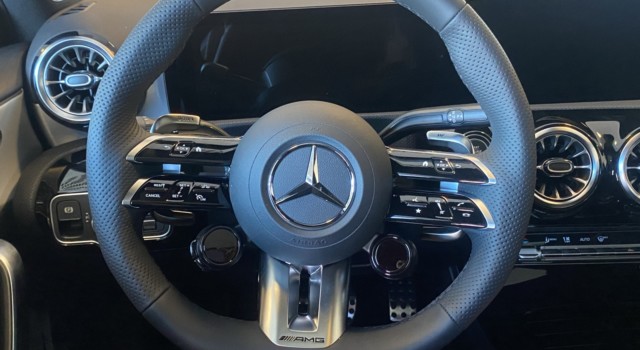MERCEDES-BENZ A 35 AMG A AMG 35 4Matic+ 8G-DCT