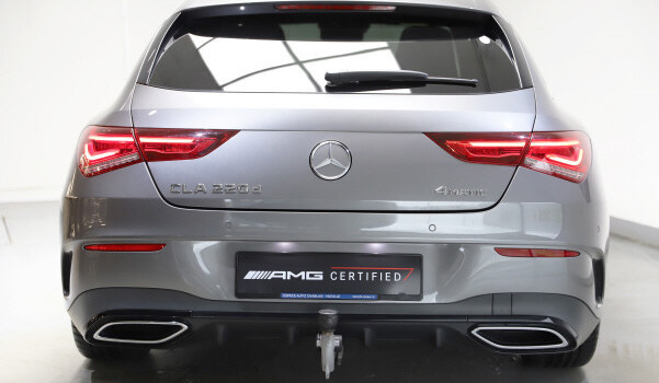 MERCEDES-BENZ CLA 220 CLA Shooting Brake 220 d 4Matic AMG Line