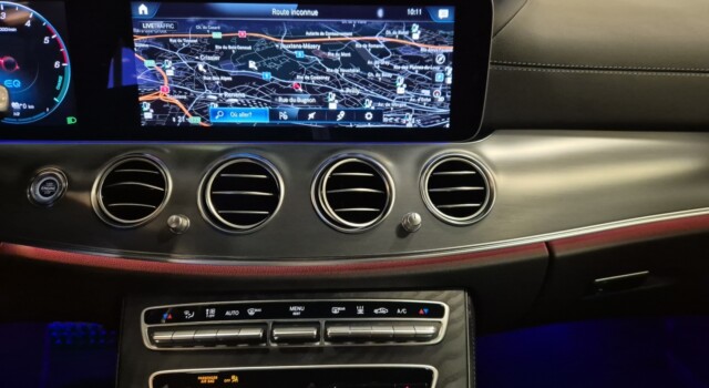 MERCEDES-BENZ E 300 de T 4Matic AMG Line 9G-Tronic