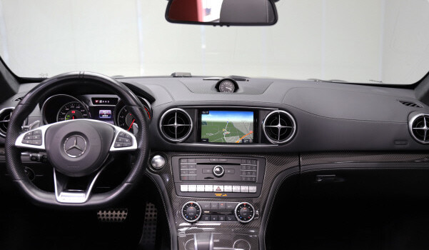 MERCEDES-BENZ SL 63 AMG Speedshift