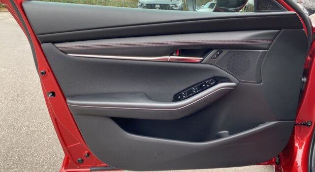 MAZDA 3 Hatchback SKYACTIV-X M Hybrid 186 Homura Automat