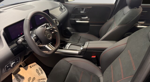 MERCEDES-BENZ GLA 220 4Matic 8G-DCT