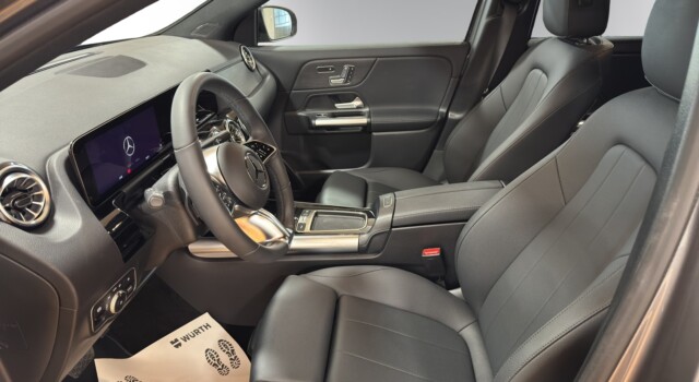 MERCEDES-BENZ GLA 250 4Matic 8G-DCT Swiss Star
