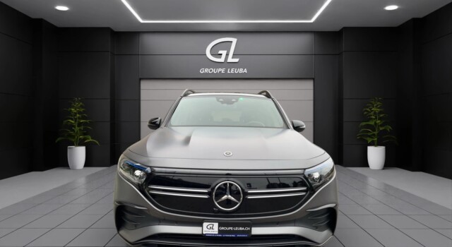 MERCEDES-BENZ EQB 300 AMG Line 4Matic