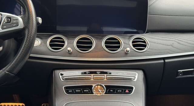 MERCEDES-BENZ E 43 AMG 4Matic 9G-Tronic