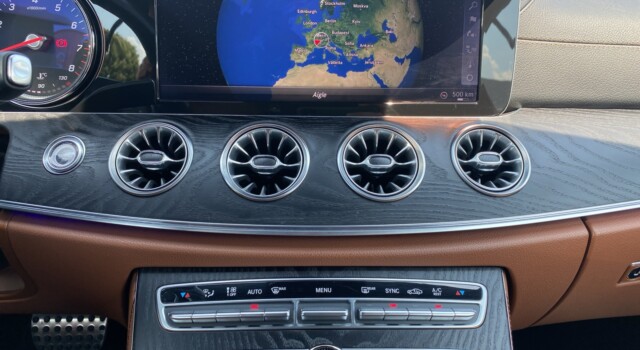 MERCEDES-BENZ E 400 AMG Line 4 Matic