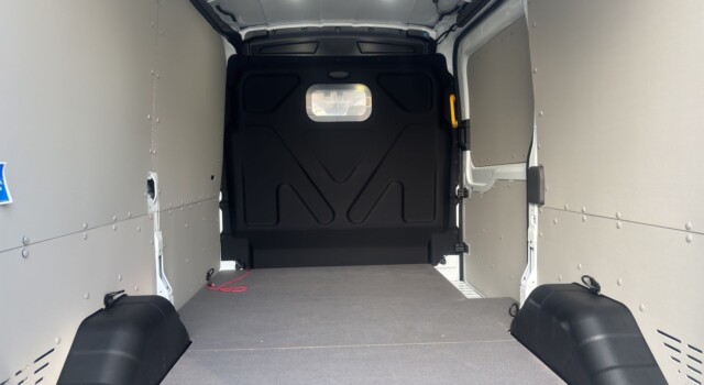 FORD Transit E- Van 350 L2 Trend RWD 68kWh 135