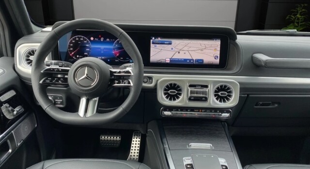 MERCEDES-BENZ G 500 9G-Tronic