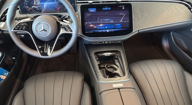 MERCEDES-BENZ E 220 d 4Matic 9G-Tronic