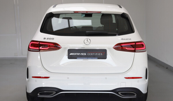 MERCEDES-BENZ B 200 4M AMG Line