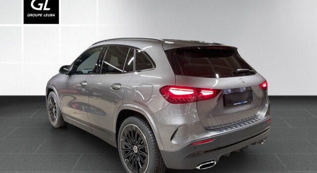 MERCEDES-BENZ GLA 220 4Matic 8G-DCT
