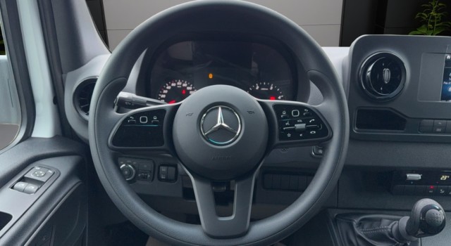 MERCEDES-BENZ Sprinter 517 CDI Lang