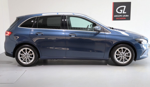 MERCEDES-BENZ B 180 Progressive