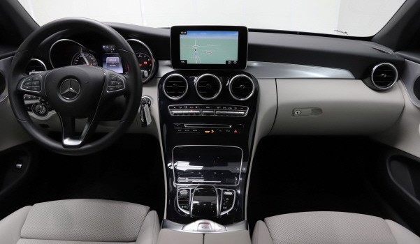 MERCEDES-BENZ C 400 4Matic