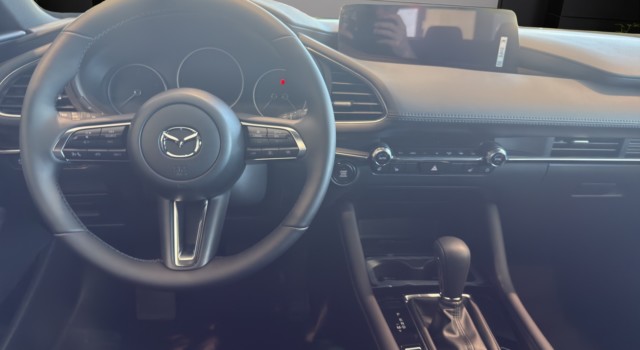 MAZDA 3 Hatchback SKYACTIV-G M Hybrid 140 Centre Line Automat